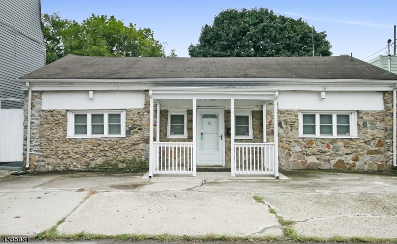 Property Photo:  33 River St  NJ 08865 