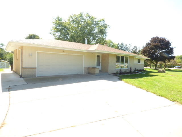 Property Photo:  7750 Martha Cir  WI 53185 