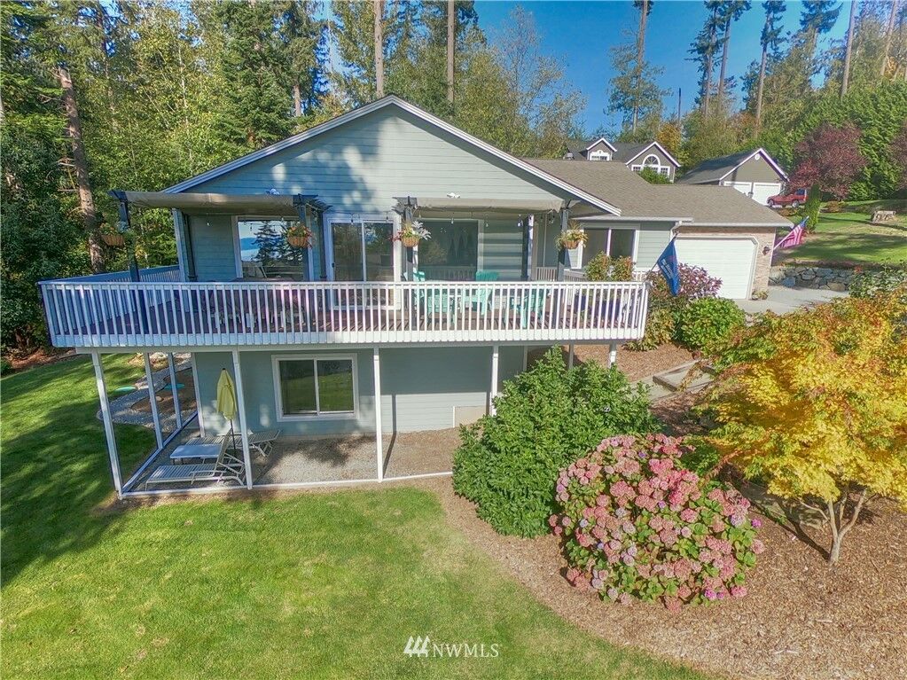 Property Photo: 265 E Sukyma Lane WA 98282