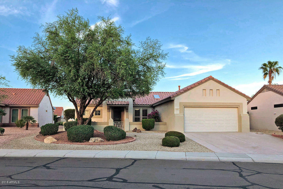 Property Photo: 20327 N Wildflower Drive AZ 85374