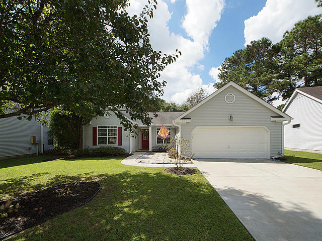 Property Photo: 707 Alwyn Boulevard SC 29485