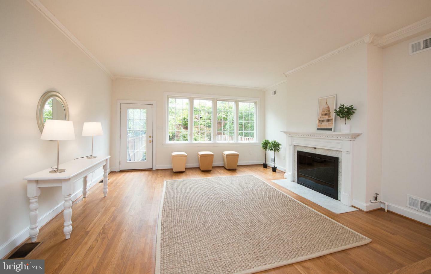 Property Photo: 145 12th Street SE DC 20003