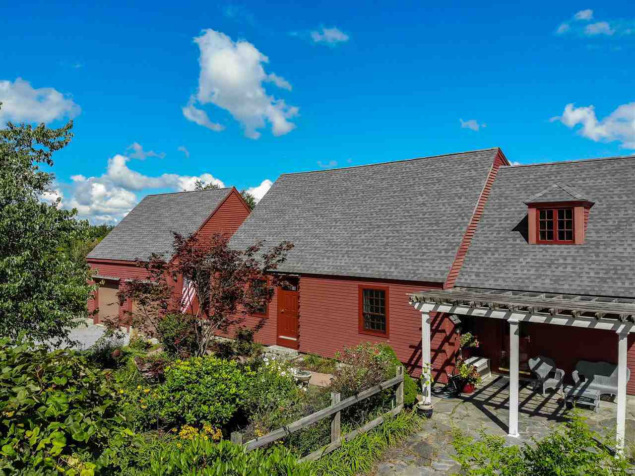 Property Photo: 15 Burnham Lane NH 03046