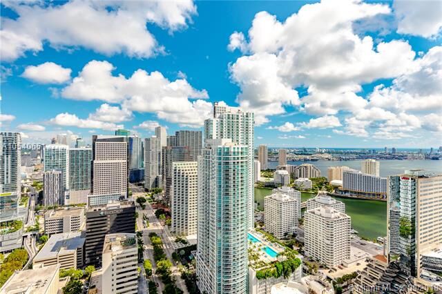 Property Photo: 1060 Brickell Av 4309 FL 33131