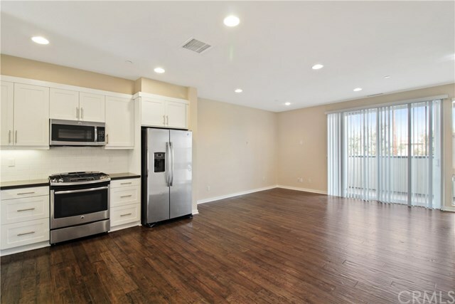 Property Photo: 617 W 17th Street CA 92627