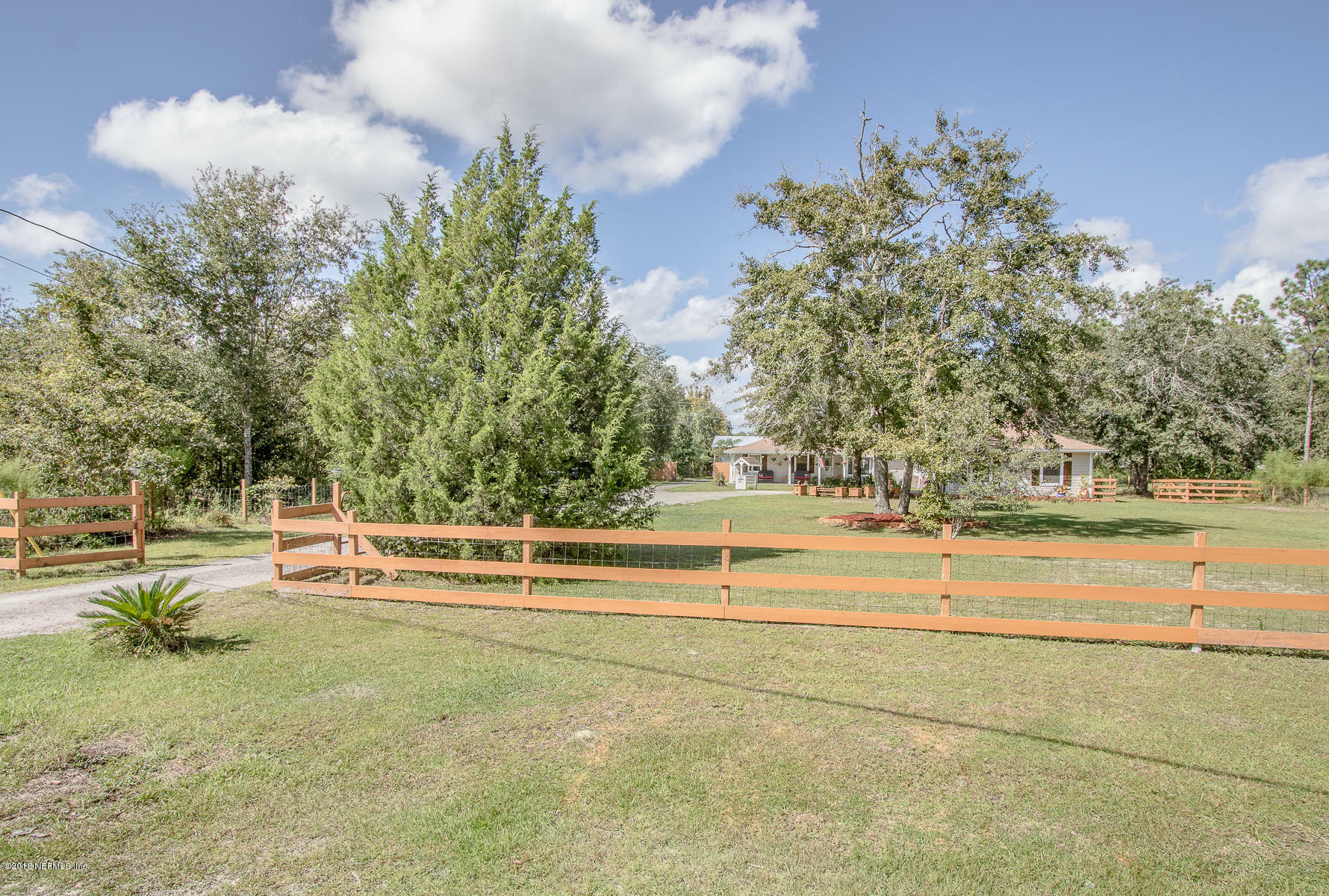 Property Photo:  2831 Eagle Point Road  FL 32068 