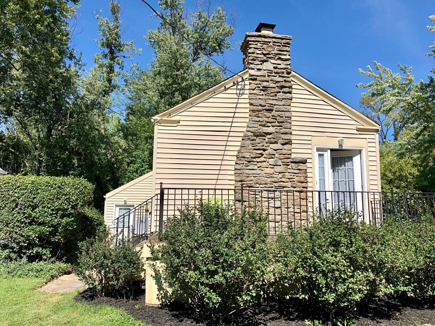 Property Photo:  2476 Kipling Avenue  OH 45239