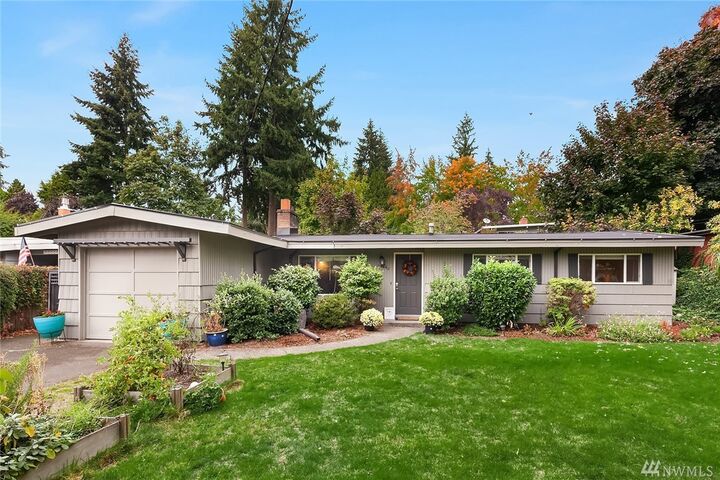 15650 SE 9th St  Bellevue WA 98008 photo