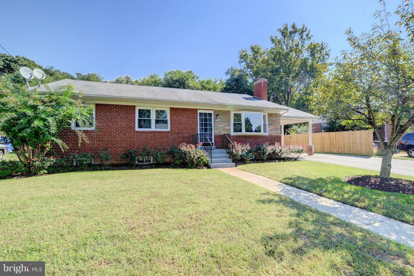 Property Photo:  8206 Redview Drive  MD 20747 
