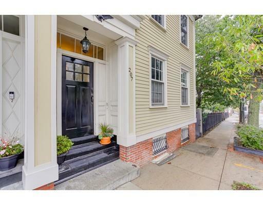 Property Photo:  207 Bunker Hill St 1  MA 02129 