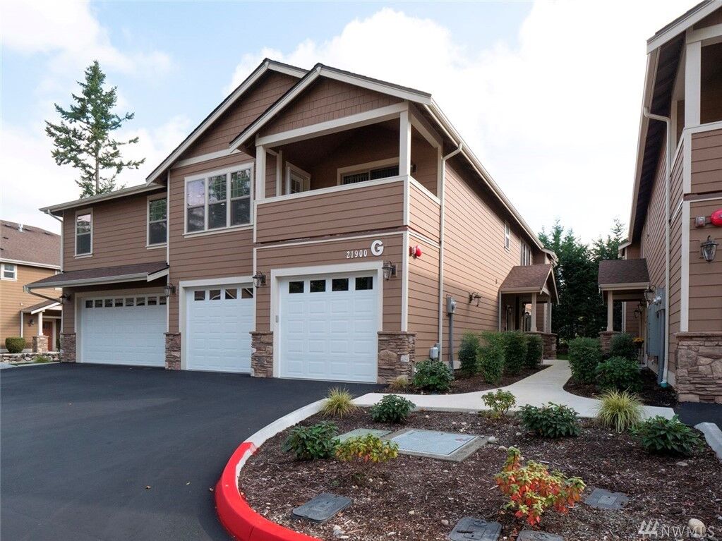 Property Photo:  21900 SE 242nd St G1  WA 98038 