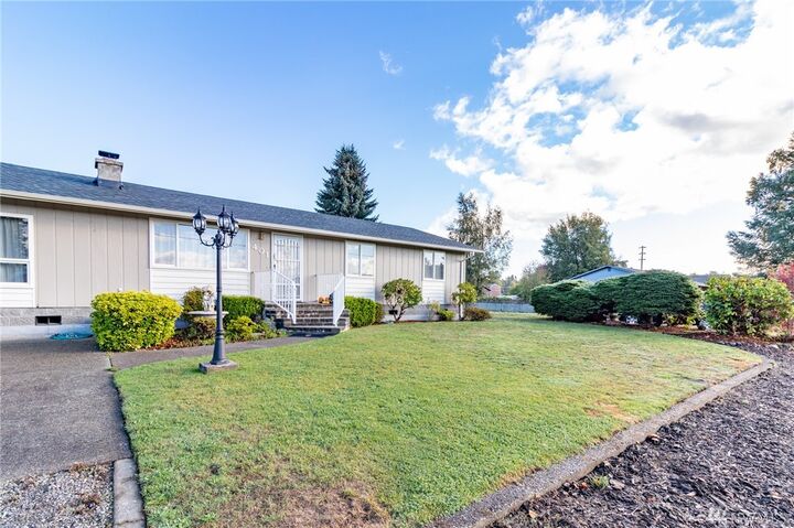 401 E Carson St  Centralia WA 98531 photo