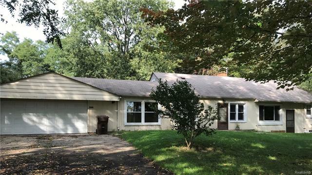 Property Photo:  1820 Delmonte Street  MI 48390 