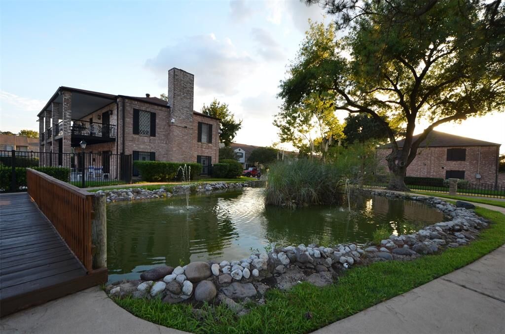 Property Photo: 8524 Ariel Street Street 36 TX 77074