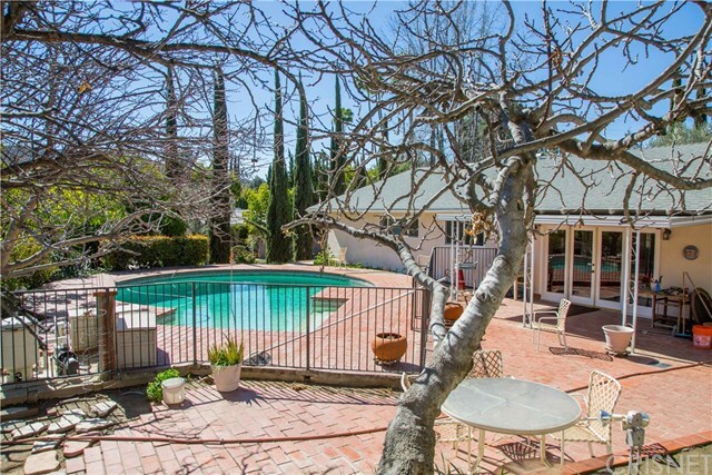 Property Photo: 4600 La Subida Place CA 91356