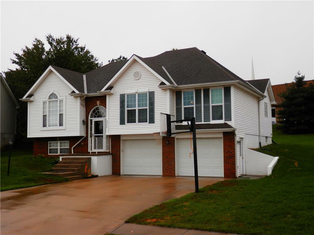 Property Photo:  4506 S Heatherwood Drive  MO 64506 