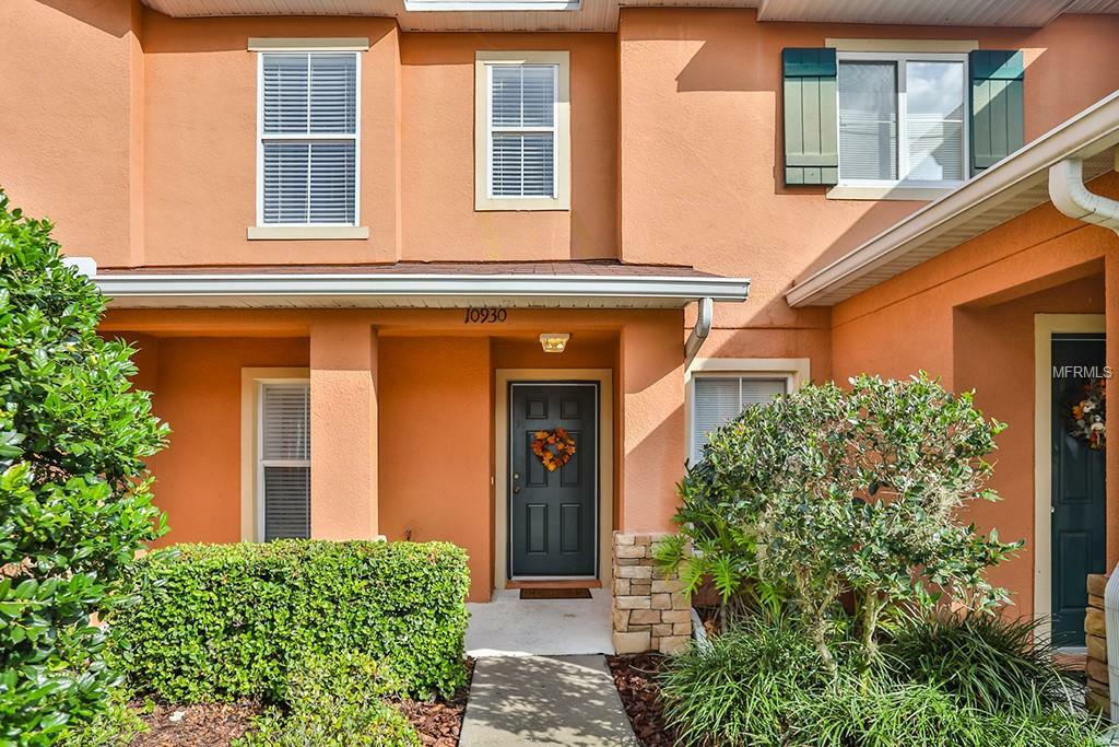 Property Photo:  10930 Johanna Avenue  FL 33578 