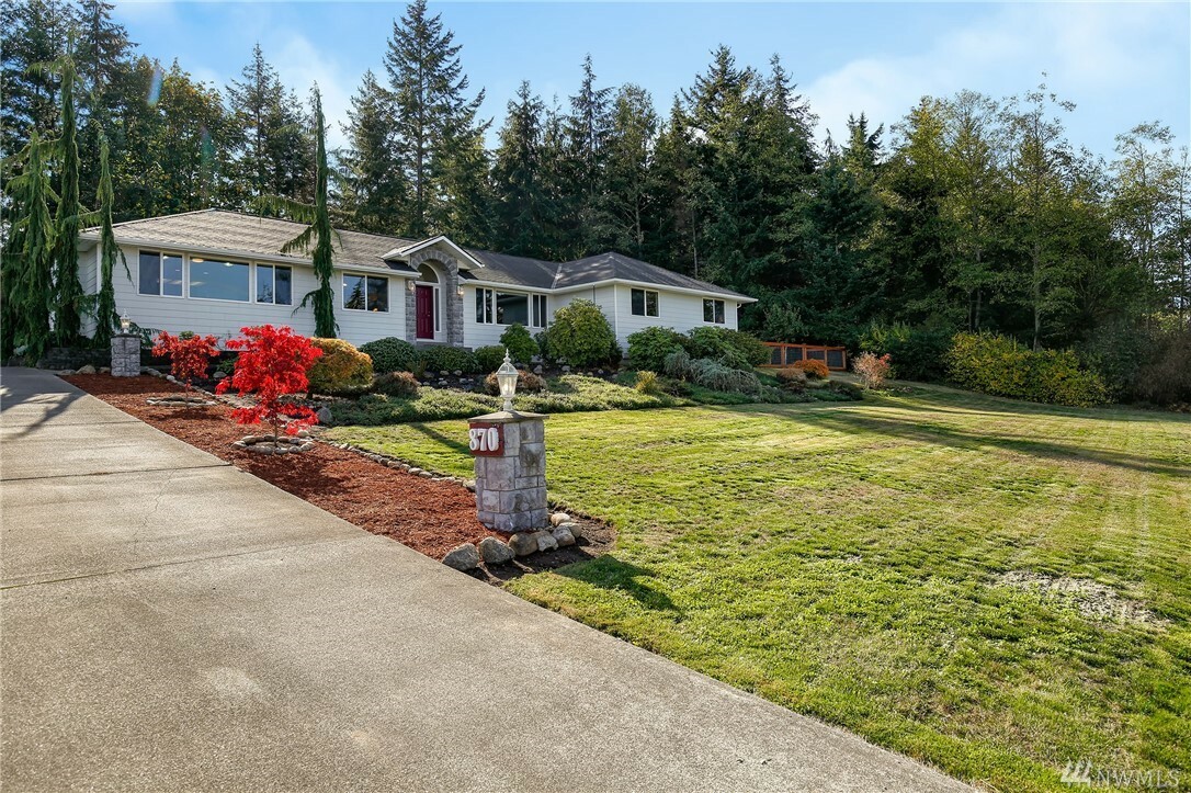 Property Photo:  870 Cambell Dr  WA 98282 
