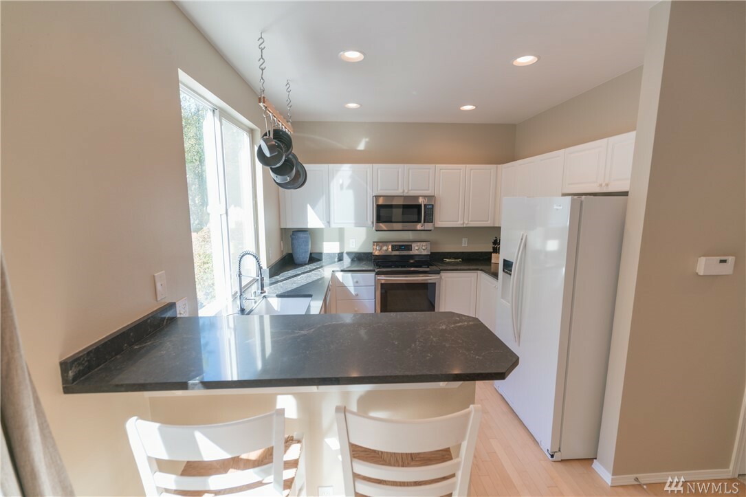 Property Photo: 13604 68th Dr SE WA 98296
