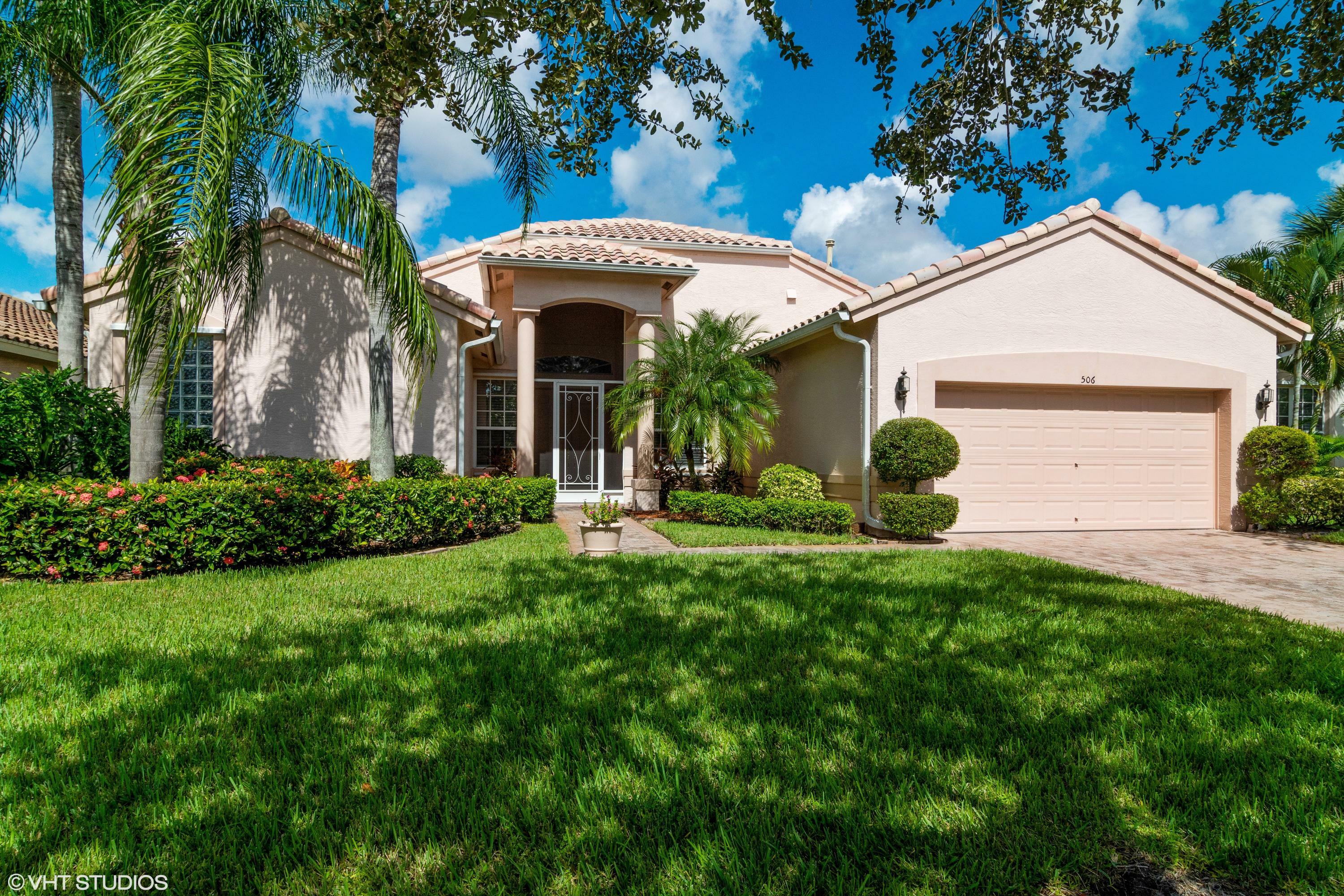 Property Photo:  506 NW Blue Lake Drive  FL 34986 