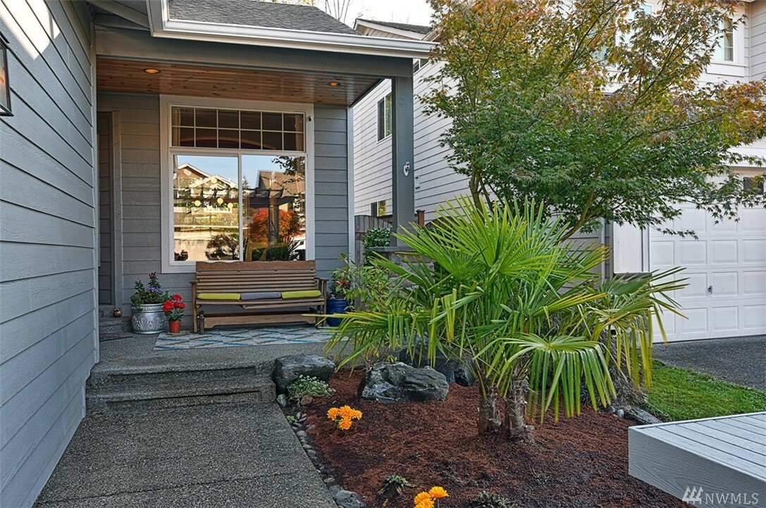 Property Photo:  1614 146th St SW  WA 98087 