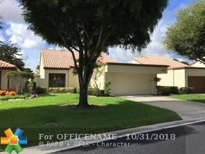 Property Photo: 5594 Kiowa Cir FL 33437