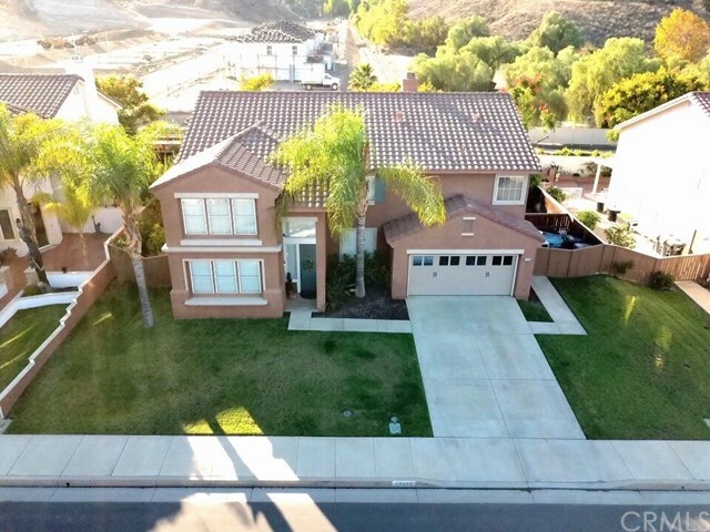 Property Photo:  22355 Hayworth Court  CA 92883 