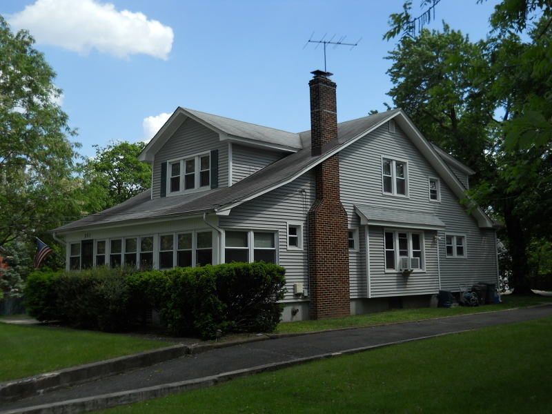 Property Photo:  351 Springfield Ave  NJ 07090 