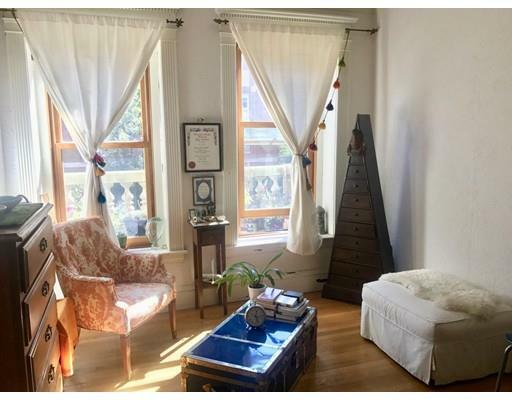 Property Photo: 8 Garrison St 207 MA 02116