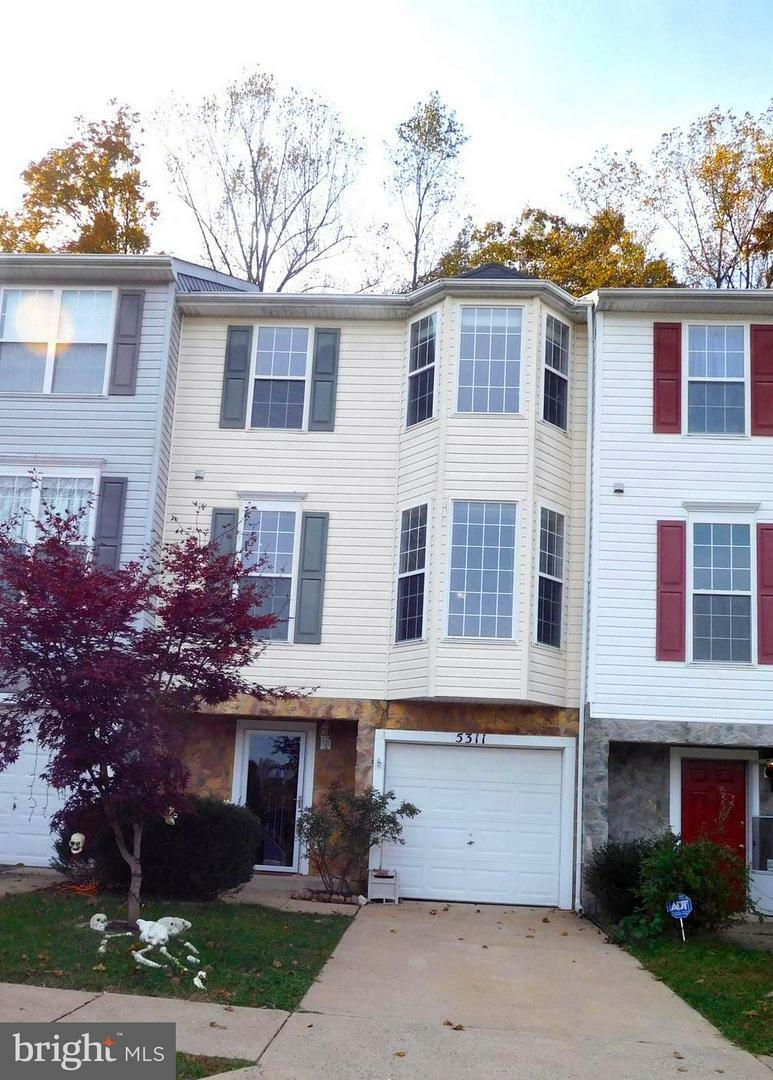 Property Photo:  5311 Yellow Turtle Place  VA 22193 