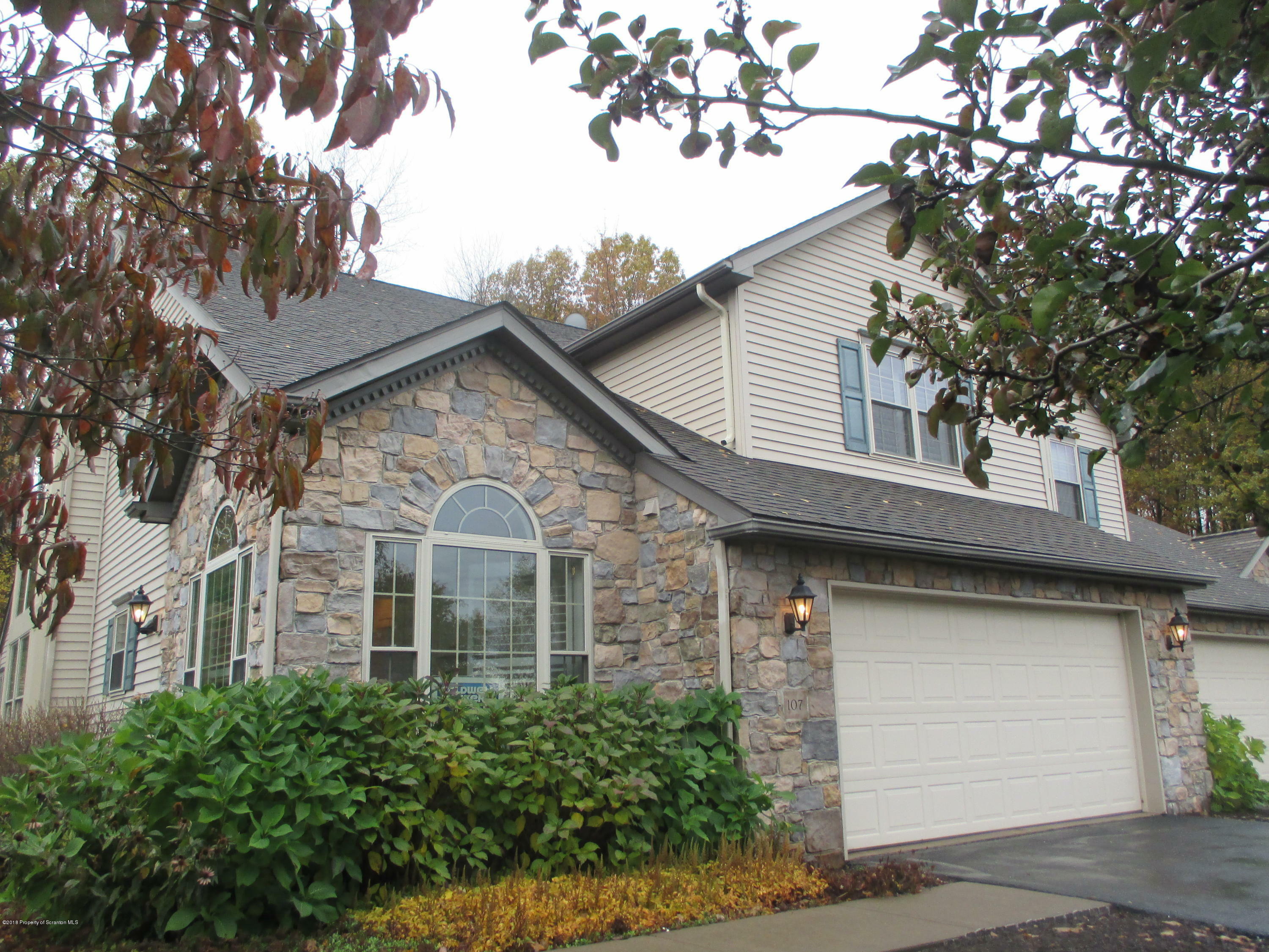 107 Stone Crest Circle  Clarks Summit PA 18411 photo