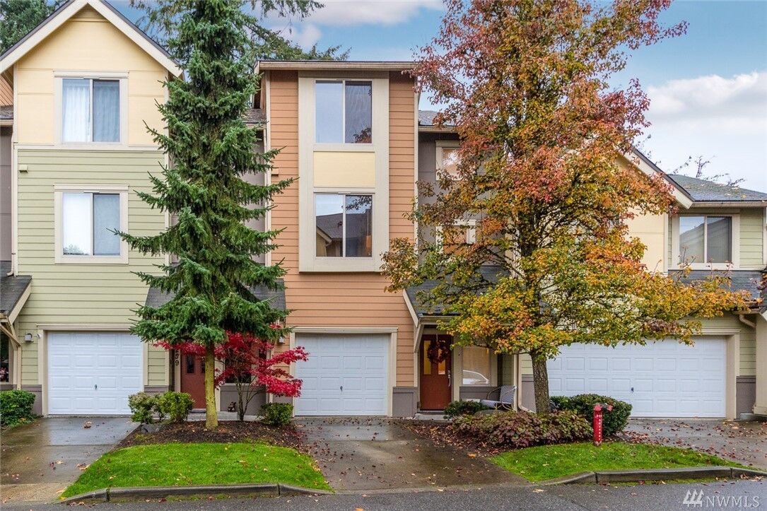 Property Photo:  2271 NW Boulder Way Dr  WA 98027 