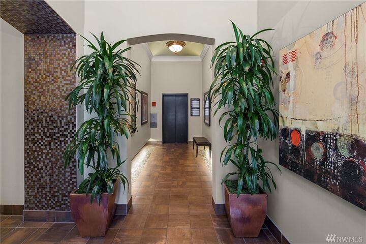 Property Photo:  318 1st Ave S 405  WA 98104 