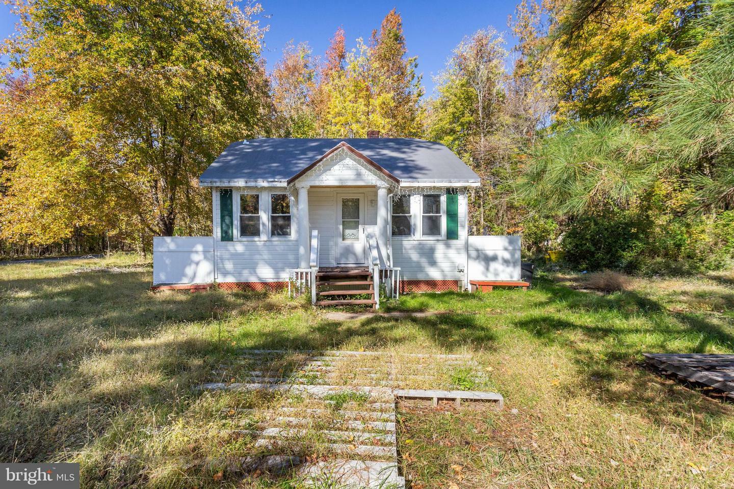 Property Photo:  5610 Deale Churchton Road  MD 20733 