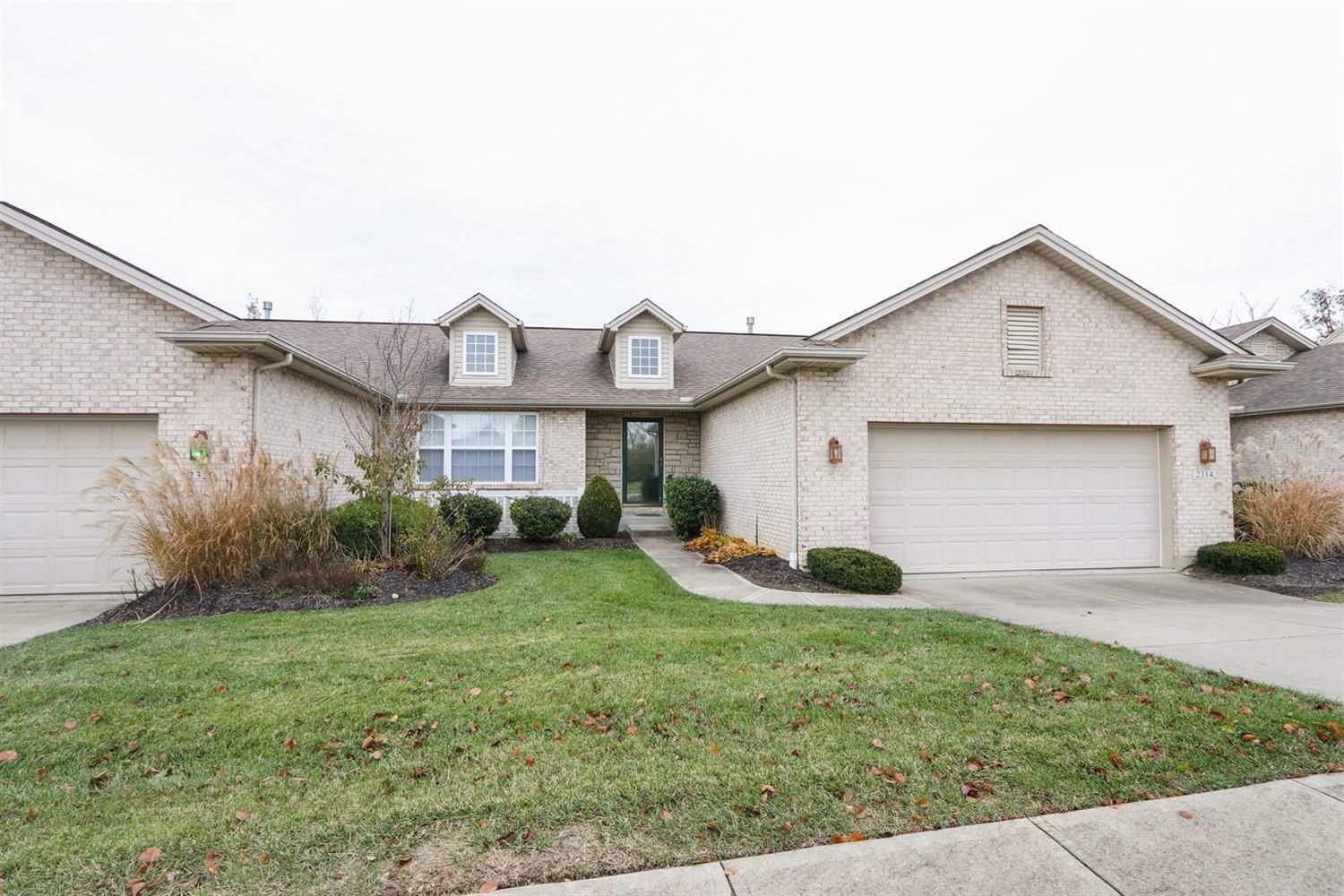 2314 Castle Pines Court  Hamilton OH 45013 photo