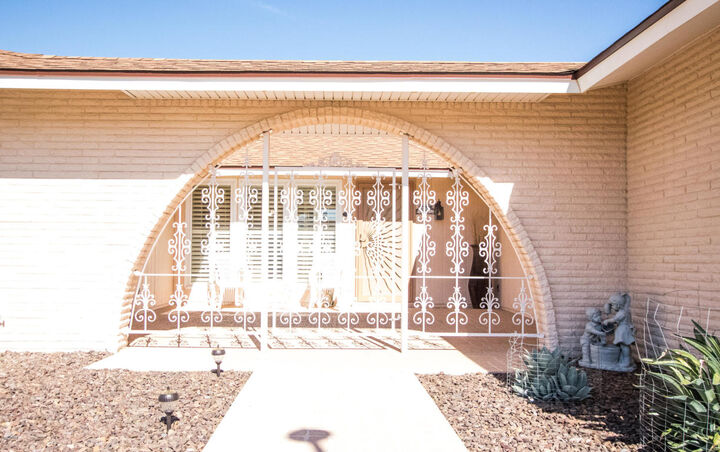 Property Photo: 9734 W Wrangler Drive AZ 85373