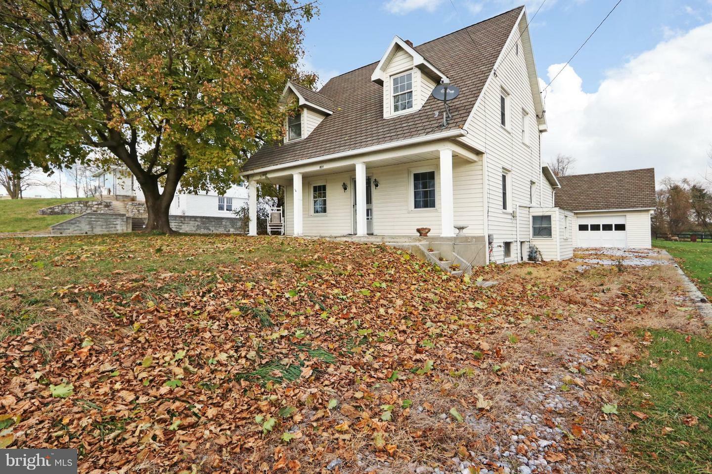 Property Photo: 1621 Buchanan Trail E PA 17225