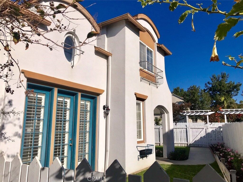 Property Photo: 147 Trellis Lane CA 92620