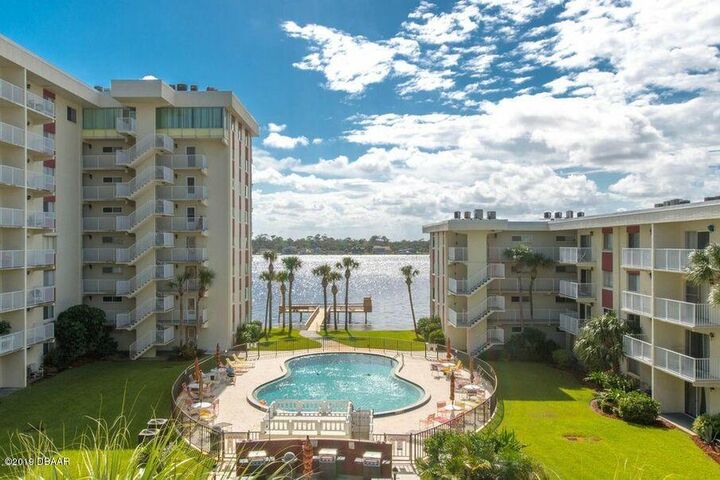 2711 N Halifax Avenue  Daytona Beach FL 32118 photo