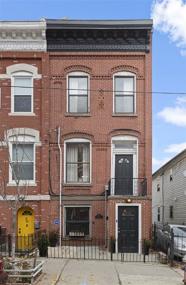 Property Photo:  88 Jewett Ave  NJ 07304 