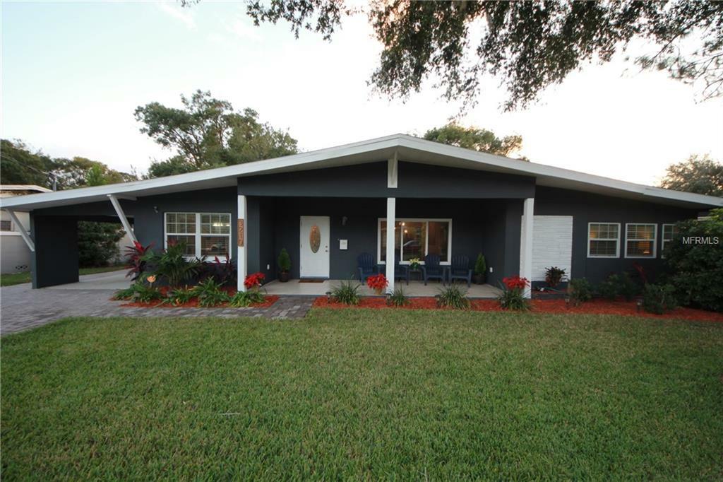 Property Photo:  3210 Renlee Place  FL 32803 