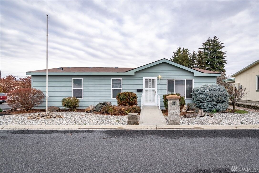 Property Photo:  1809 Heritage Haven  WA 98801 