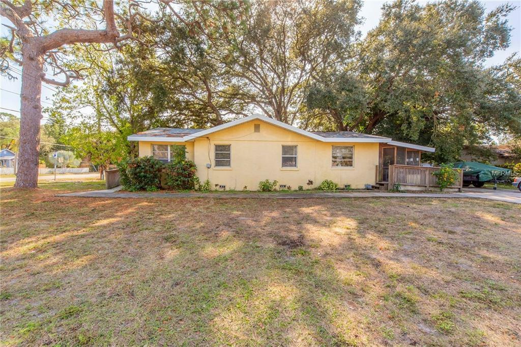 Property Photo: 4850 71st Street N FL 33709