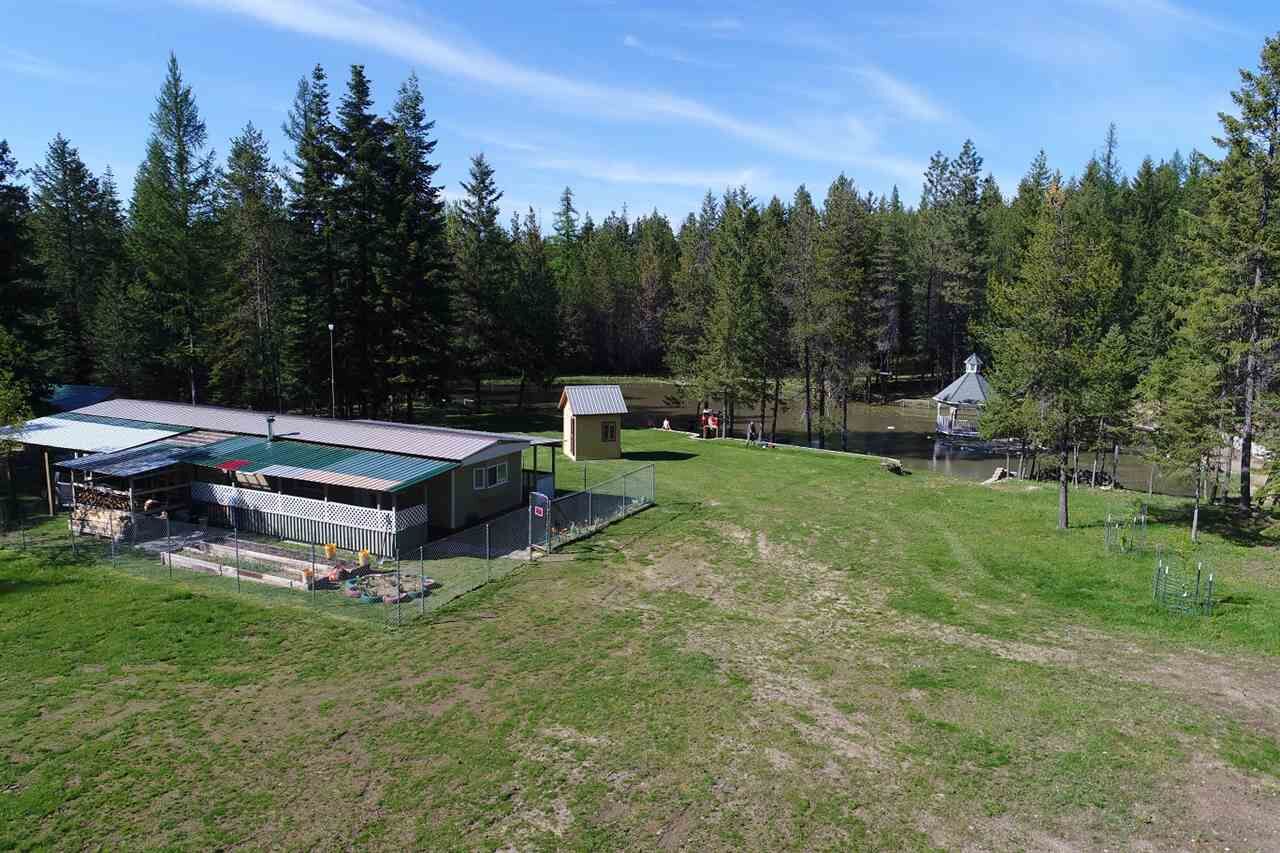 Property Photo: 1421 Thompson Rd WA 99009