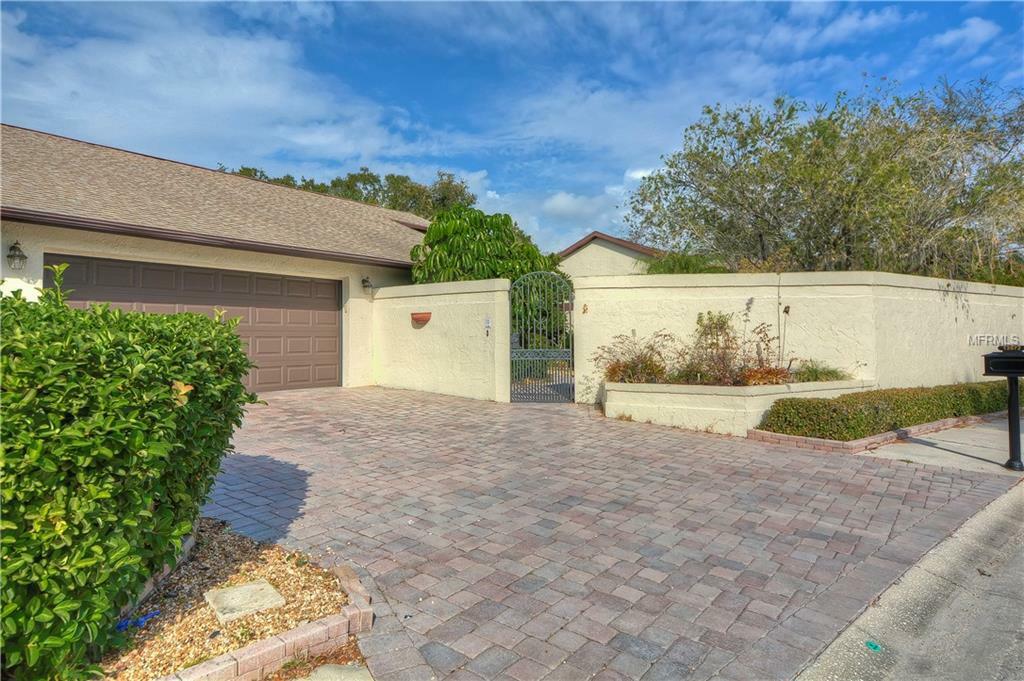 Property Photo:  13572 Avista Drive  FL 33624 