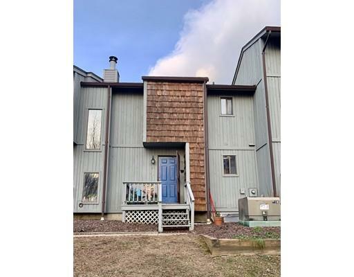 Property Photo: 25 Meadowbrook Ln 25 MA 01069