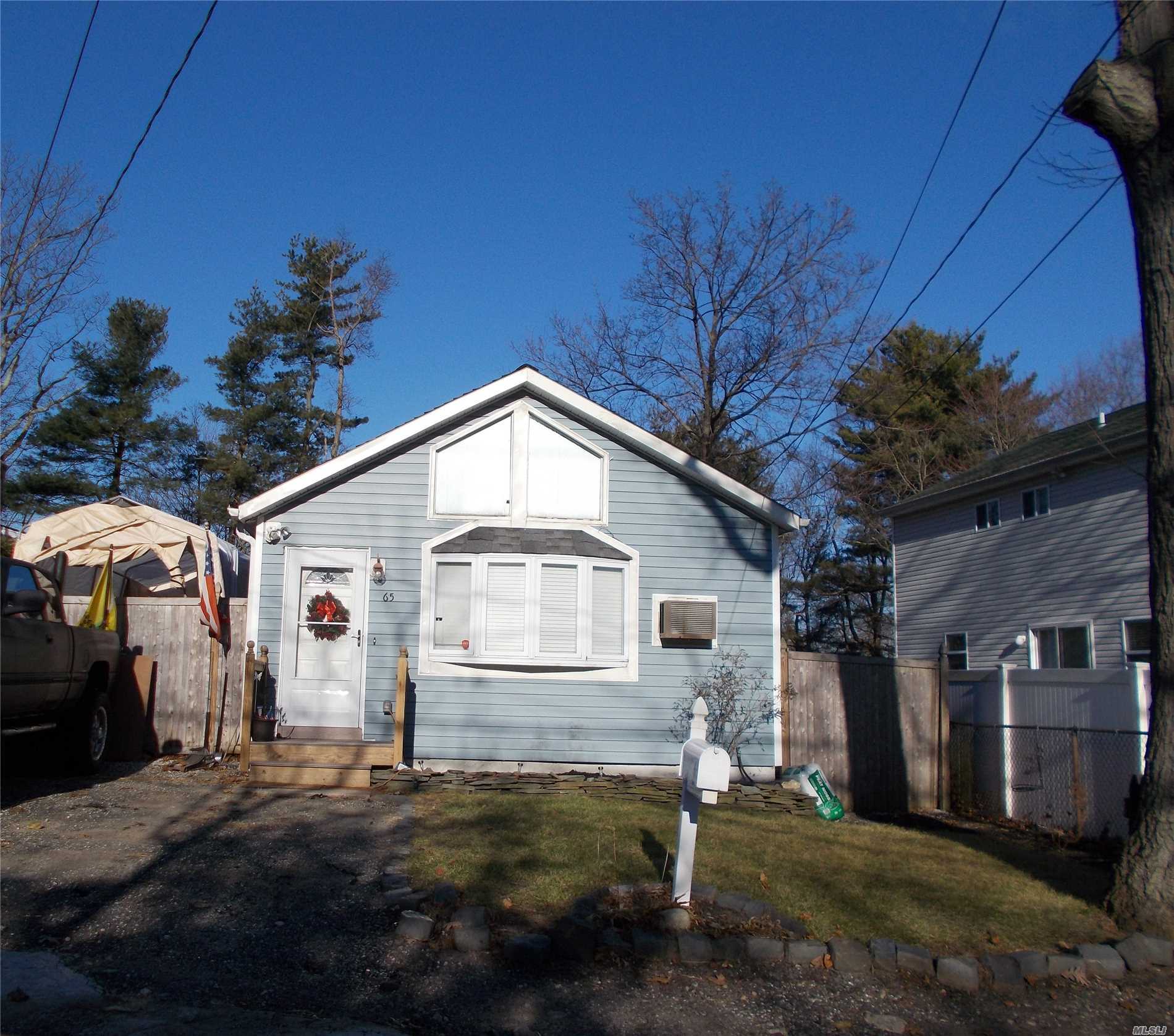 Property Photo:  65 Narcissus Road  NY 11778 