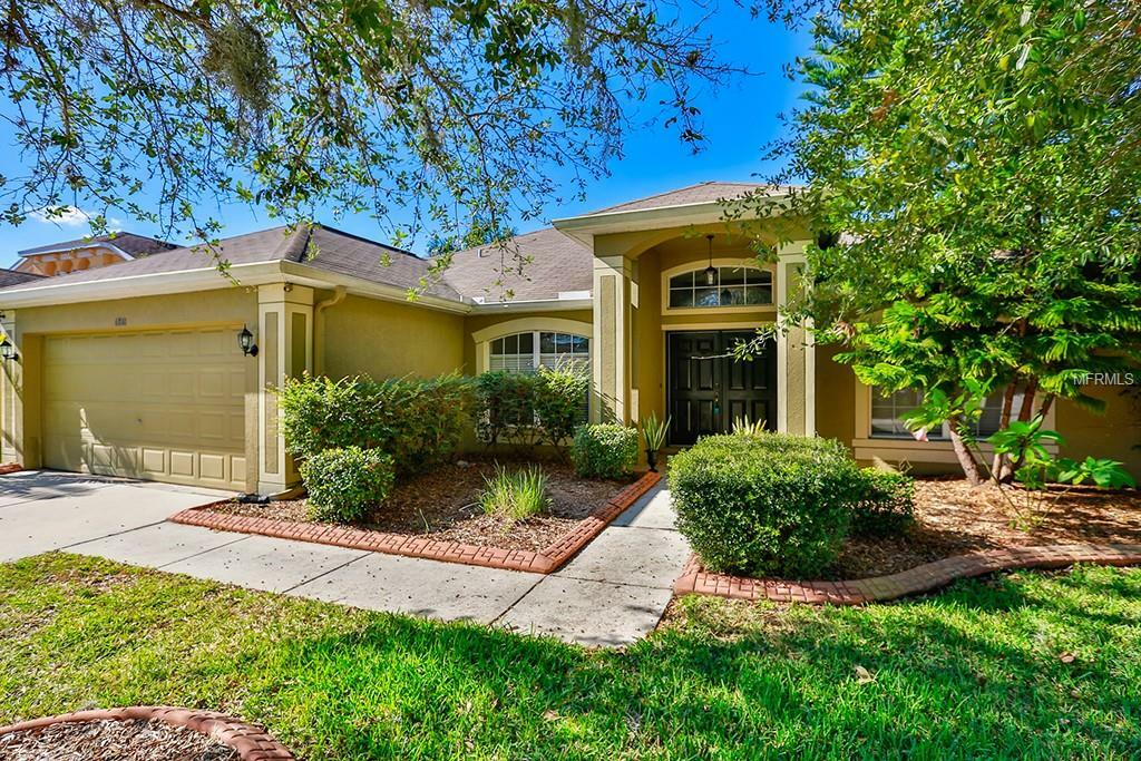 Property Photo:  6810 Cromwell Garden Drive  FL 33572 