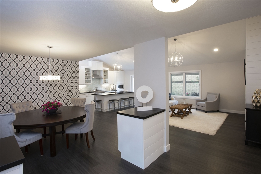 Property Photo: 541 Huff St CA 92083