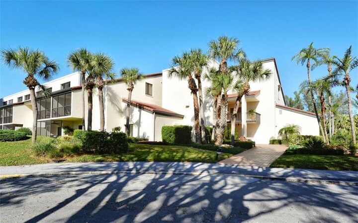 Property Photo: 2055 Gulf Of Mexico Drive G2-207 FL 34228
